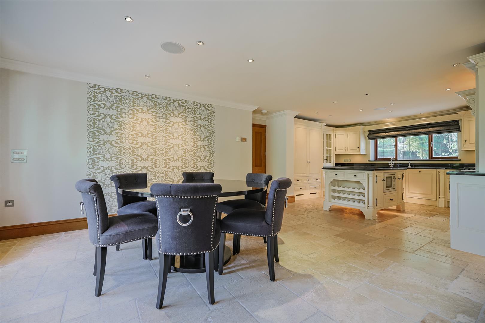 325 Gower Road, Killay, Swansea, SA2 7AE